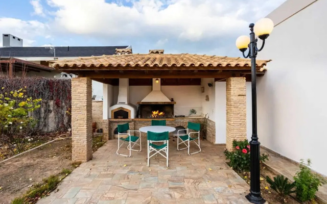 Artemida Beachside Escape w BBQ Parking