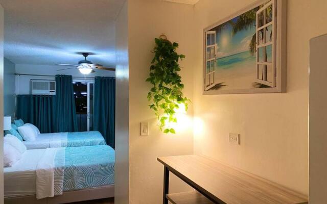 Luxury 2beds,2baths, free parking at Waikiki Beach