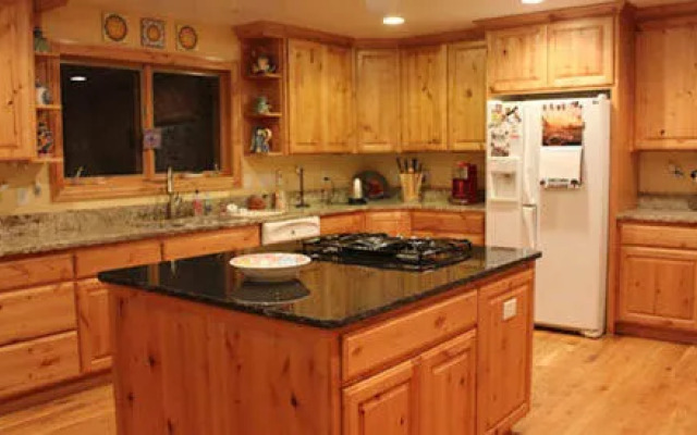 Fox Creek Inn Bed & Breakfast