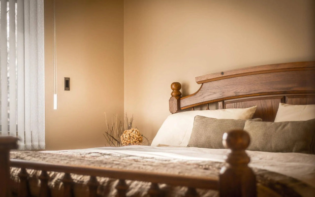 Abbott Road Suites
