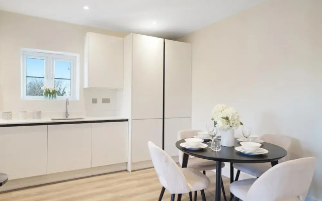 105B Beechwood Grove Flat