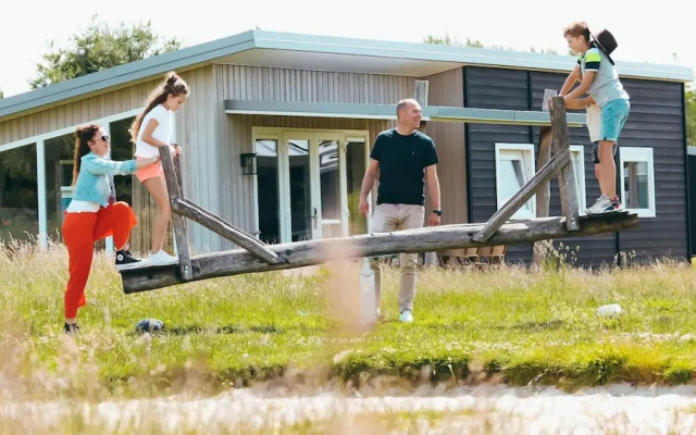 Welcoming Holiday Home With Garden