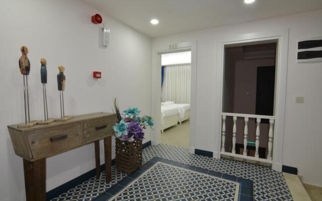 Dalyan Risus Suite