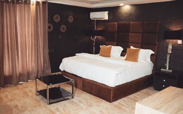 Willowwood Hotel Owerri