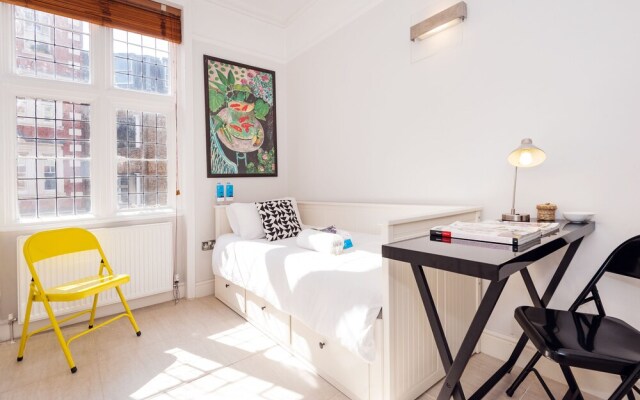 The Drayton Gardens Residence - DF1