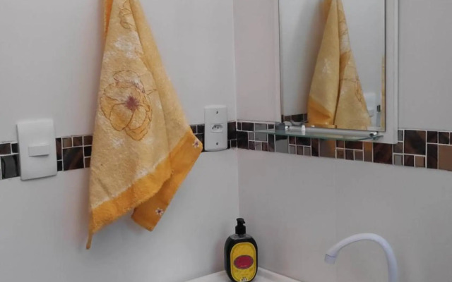 Flat com portão na Praia