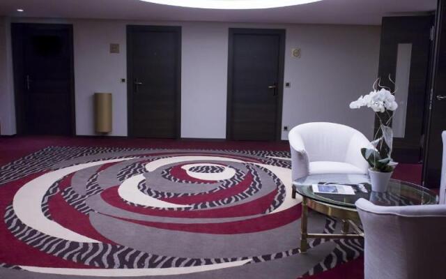 Le Royal Hotels & Resorts