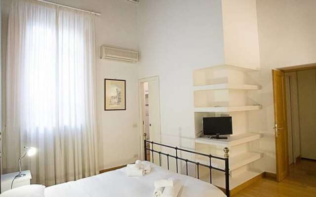 Piazza Navona Suite