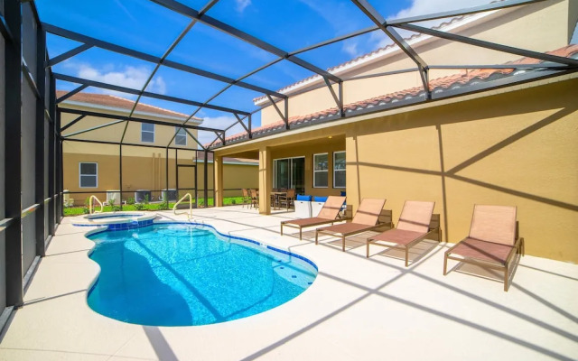 5 Bdrm Solterra New Home