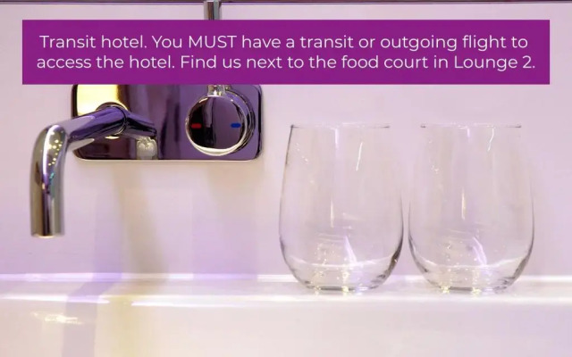 YOTELAIR Amsterdam Schiphol - Transit Hotel