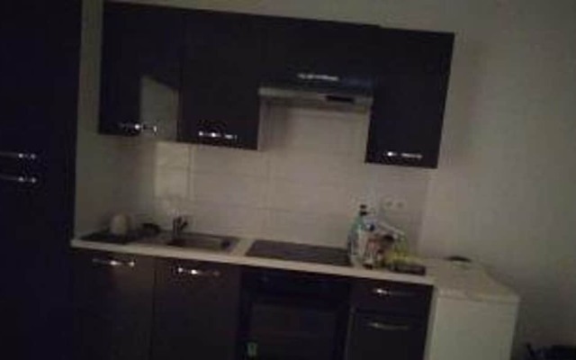 Apartment With one Bedroom in Nangis, With Wifi
