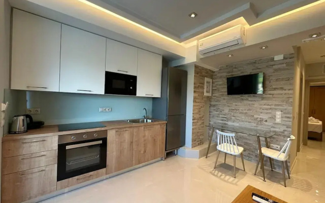 Elpida Luxury Apartments & Suites