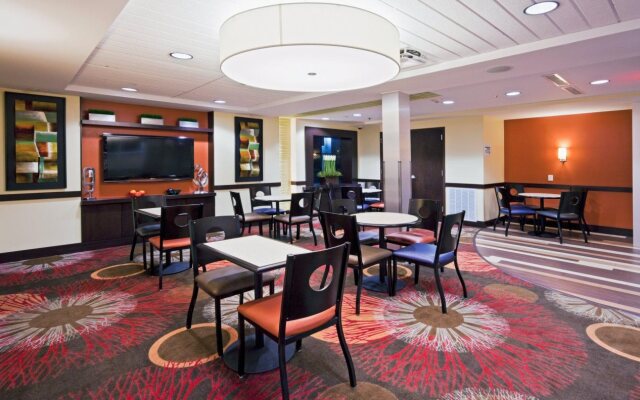 Holiday Inn Express Ft. Lauderdale Cruise-Airport by IHG