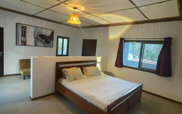 Omanye Lodge