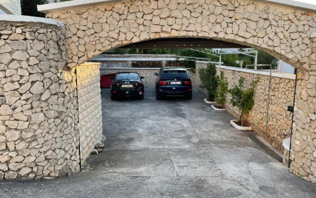 Luxury apartments SYCAMORE 4*