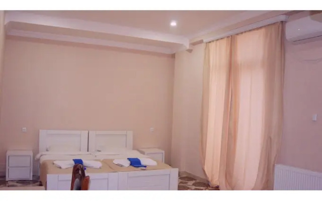 Elite Lux Hotel