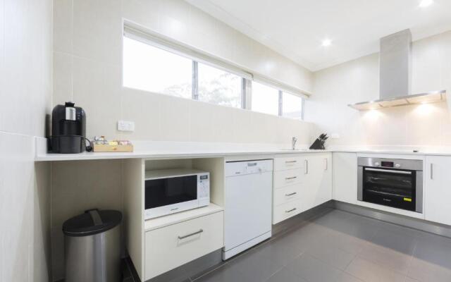 Forrest Hotel and Apartments