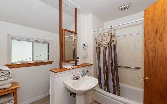 074 - Pinetree Retreat