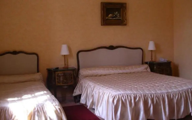 Hôtel Restaurant Du Chateau De Quineville