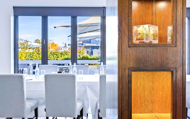 Hotel Elms Christchurch, Ascend Hotel Collection