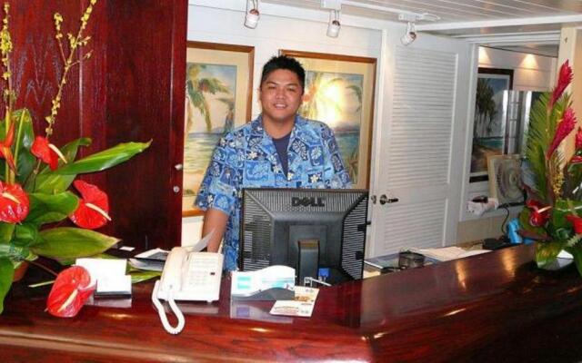 Diamond Head Beach Hotel 805