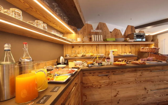 Dolomites B&B Suites and Apartments