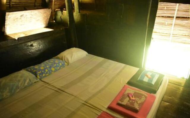 Hiwang Native House Inn & Viewdeck