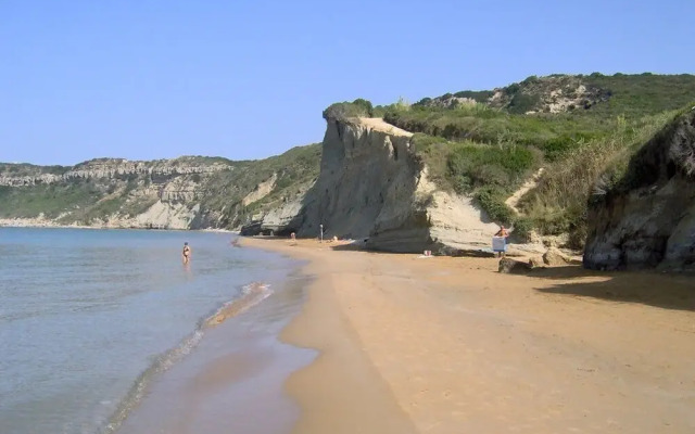 Luxury Villa Irida