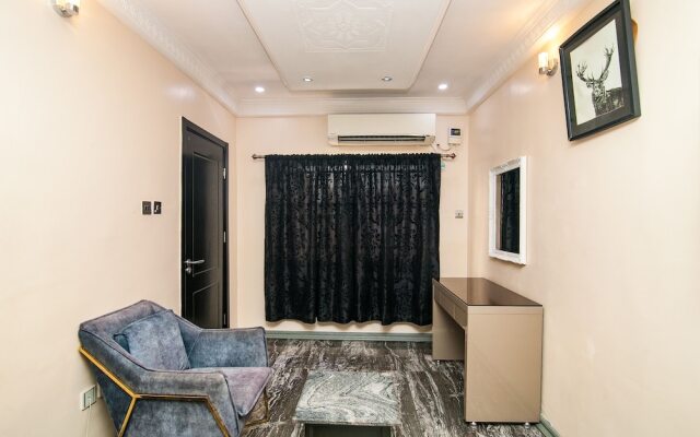 Platinum Inn Gee Hotel Ikoyi