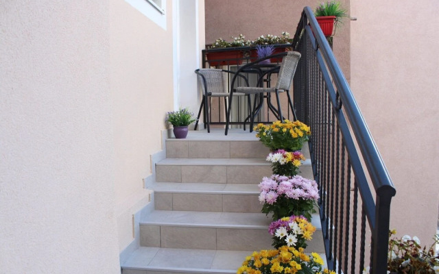 Balabusic Two-bedroom Apartment No.8