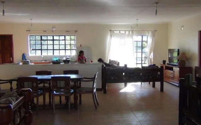 Narasha Guest House