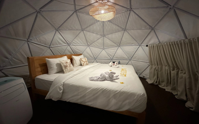 Glamping @ Pebbles & Fins by ZUZU
