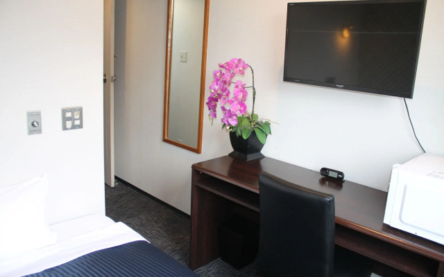 HOTEL LiVEMAX Mihara Ekimae