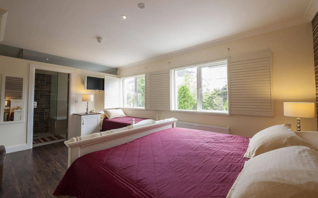 Sea Breeze Lodge B&B