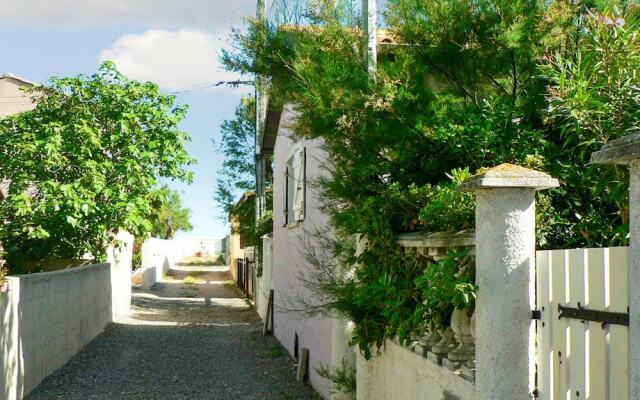 House With 2 Bedrooms in Frontignan, With Enclosed Garden and Wifi - 3