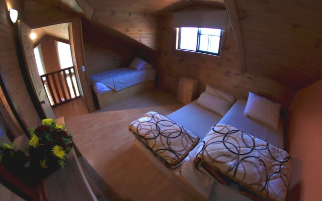 Molino Del Rey Cabins