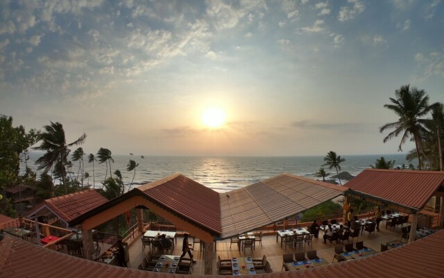 Alcove Beach Resort
