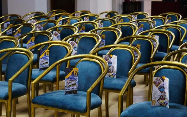Pino Vere Palace Hotel