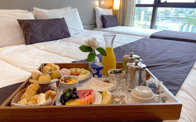 Cullinan Hplus Premium