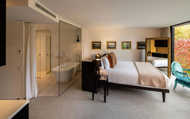 Queenstown Park Boutique Hotel