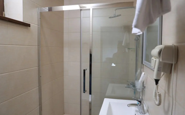 Eco Boutique Emerald Hotel