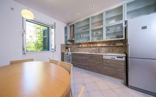 Apartment Bačvice Split