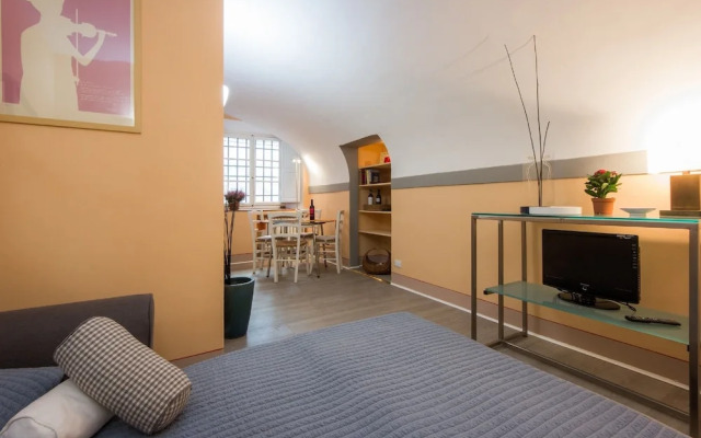 Pandolfini Courtyard