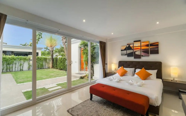 Luxury Pool Villa 608