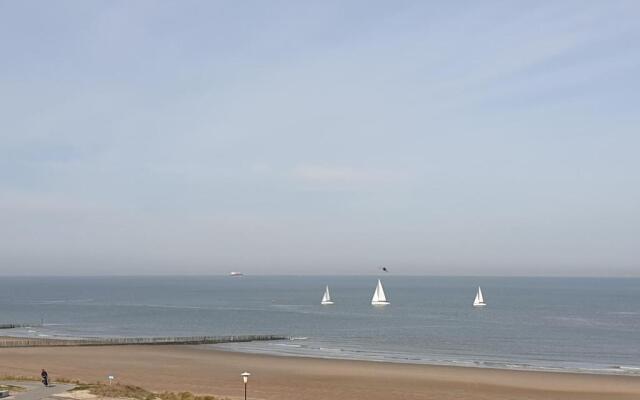 Penthouse Windkracht 10 aan het strand van Cadzand