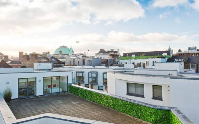 2 Bedroom City Centre Apartment With Patio