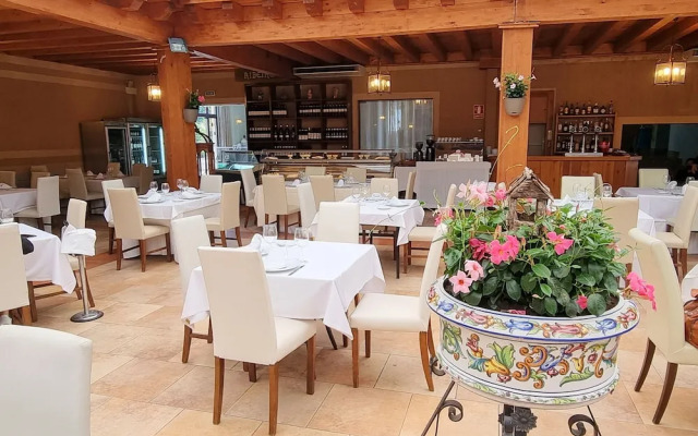 Santana Hotel Restaurante