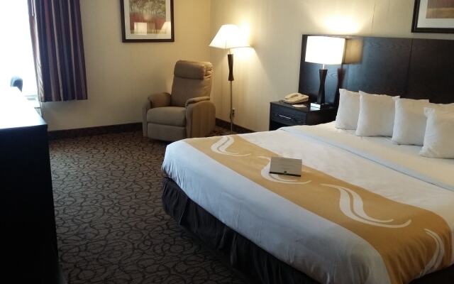 Quality Inn And Suites Escanaba