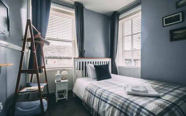 Weavers Guest House