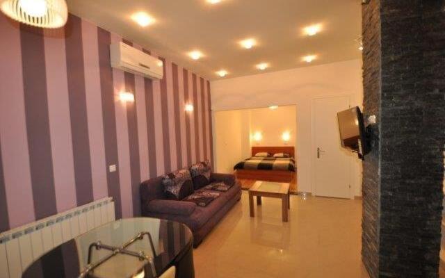 Apartments Lana 2